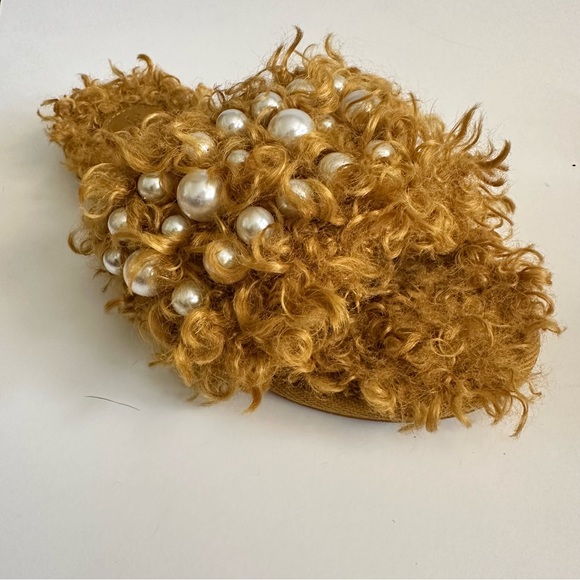 Cat & Jack Fuzzy Slides - Picture 5 of 9